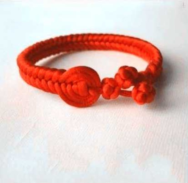 Legend of Lu Zhen Red Rope Bracelet - Detailed Chinese Knot Weaving Tutorial