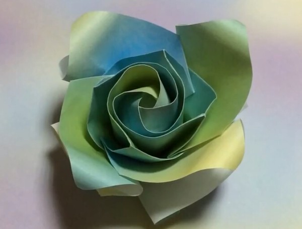 How to fold a paper rose. Teach you how to fold a paper rose.