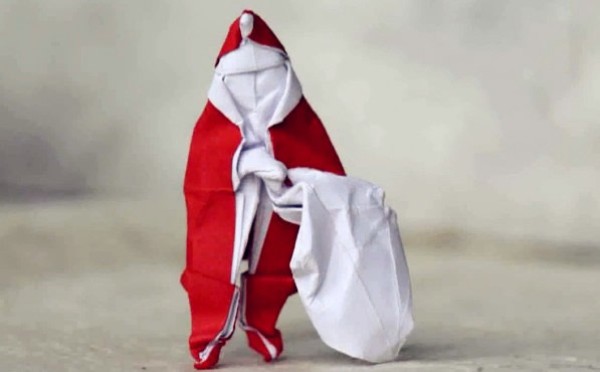 Video tutorial on how to fold the most realistic origami Santa in history [Santa Origami Complete Collection]