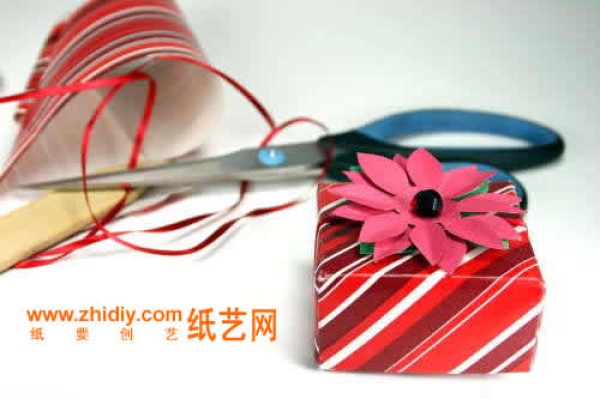 Paper art gift box and decorative flower making tutorial