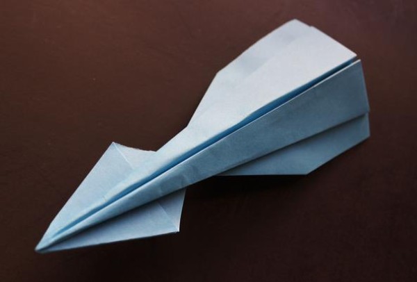 Teach you the steps of origami airplane origami Mickey origami fighter video tutorial