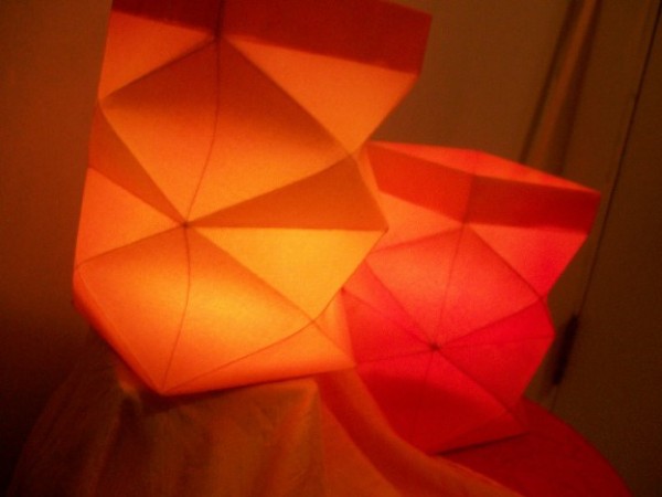 Illustrated tutorial on how to make simple lanterns for the Mid-Autumn Festival: origami lanterns