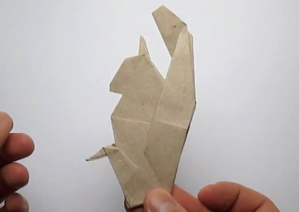 Squirrel Origami Encyclopedia teaches you step by step how to fold a simple origami squirrel video tutorial