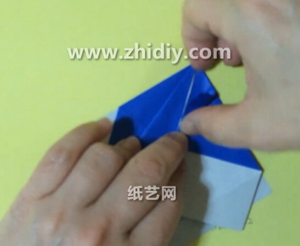 Origami tutorial for the New Year of the Sheep origami sheep