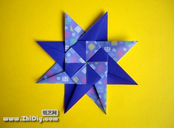 Origami eight-pointed star making tutorial