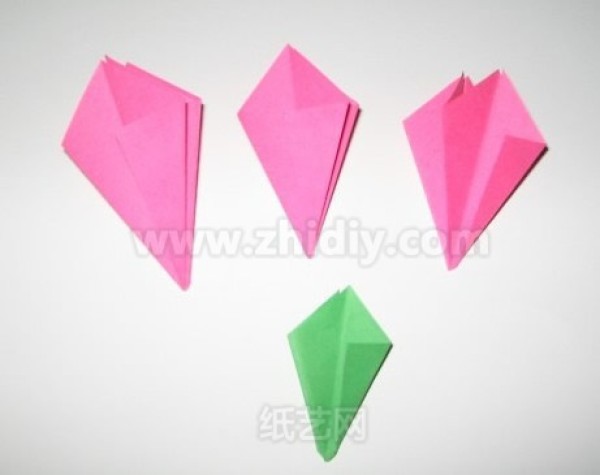 Simple paper rose making tutorial [can be used for Valentine’s Day]