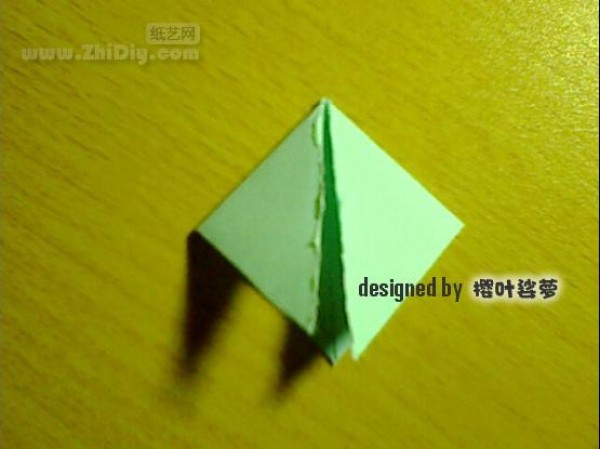 Jumping origami frog tutorial by Sakuraba Sarao