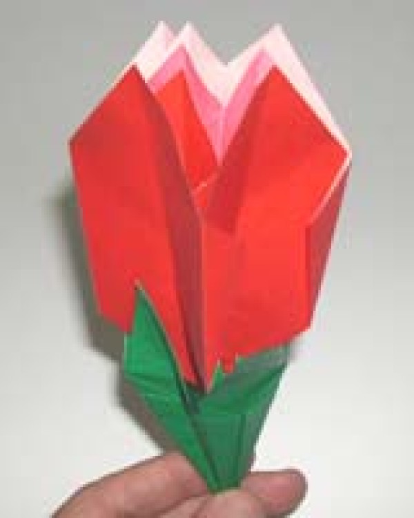 Making simple origami roses Basics of paper art flowers