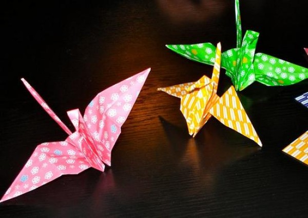 [Complete Tutorials] How to make handmade gifts for Teachers’ Day by folding paper cranes to help you send blessings