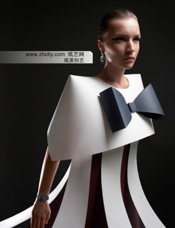 Clothing fashion in paper art