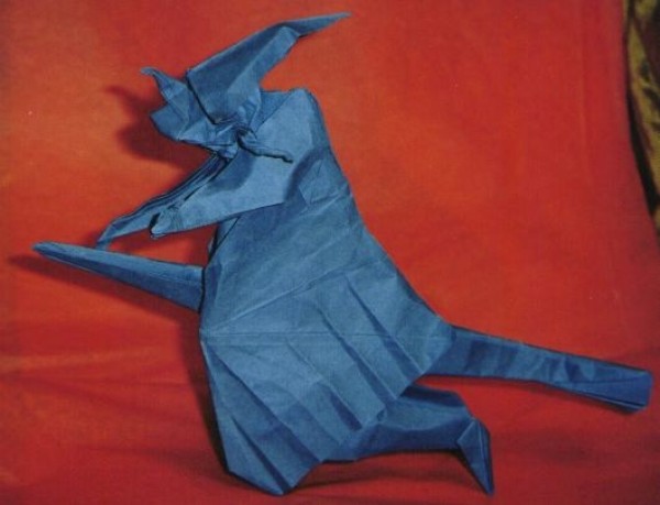 Witch origami tutorial - J. Anibal Voyer