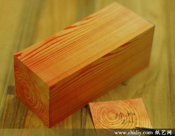 Creative “wooden” sticky notes