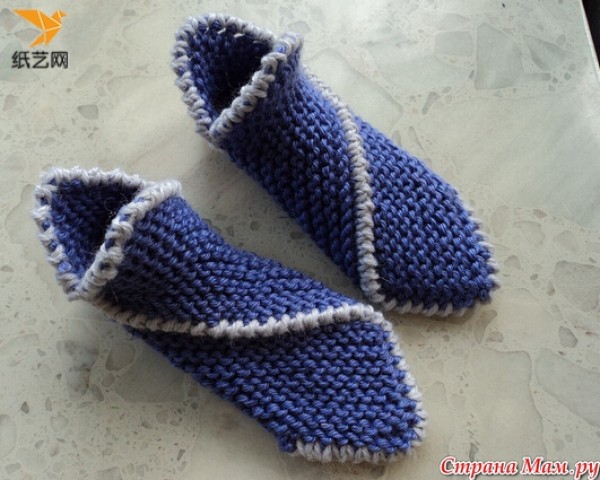 Handmade crochet Christmas gift shoes