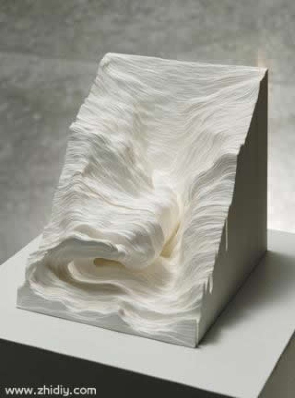 Noriko Ambe’s paper-cut paper sculptures—a geological wonder of paper art