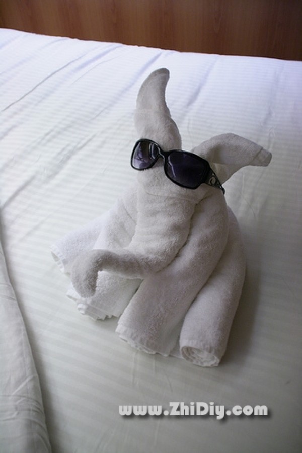 Fun origami towel