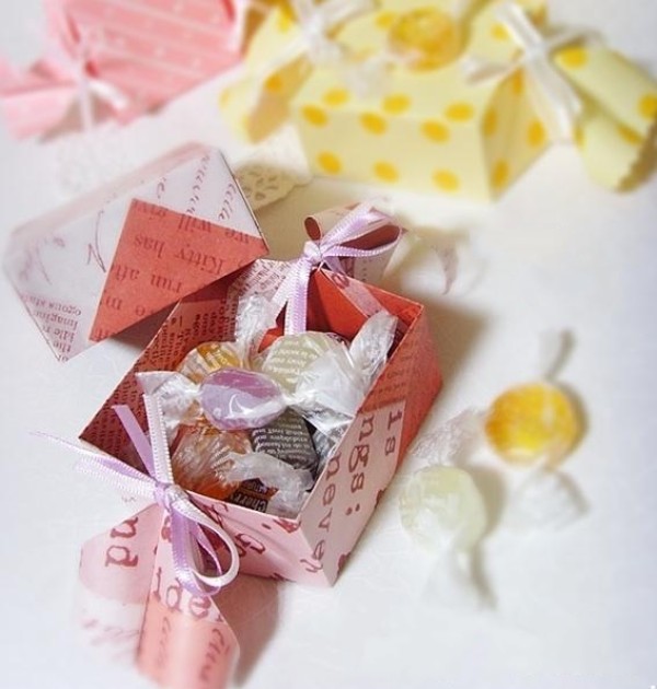 Handmade origami candy box diy illustrated tutorial