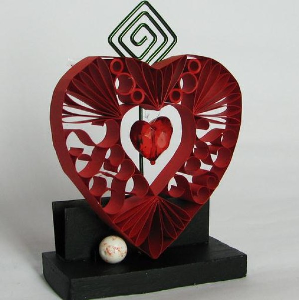 Ten steps to teach you how to make a three-dimensional paper heart by hand - Valentine’s Day gift