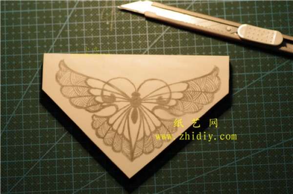 Rubber stamp tutorial for beginners: paper cutting butterfly