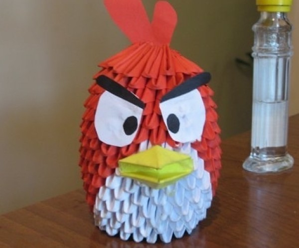 Tutorial on how to make origami red triangle with Angry Birds