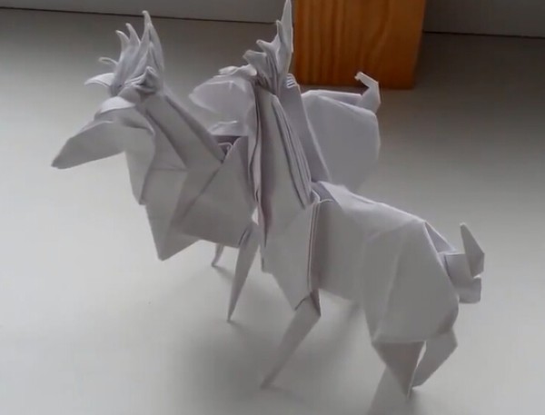 Super complex hand-making tutorial for Christmas handmade origami reindeer