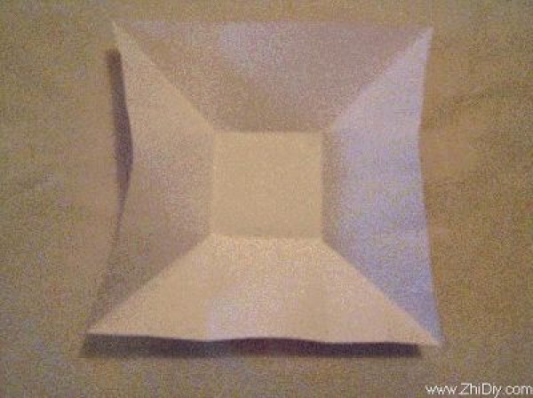 Four-corner origami box tutorial