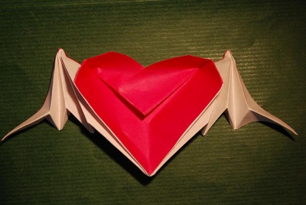 Origami heart with bat wings (origami heart and origami wings are different colors) handmade origami video tutorial