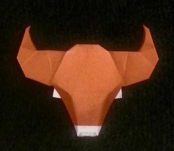 Origami Encyclopedia teaches you step by step how to make an origami cow head origami video tutorial