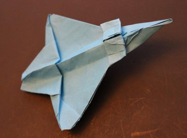 Origami Fighter Encyclopedia teaches you how to fold Mirage 3 paper airplanes and make handmade video tutorials