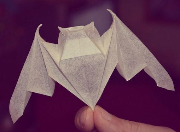 Halloween Origami Encyclopedia - Lucky Origami Bat Video Tutorial