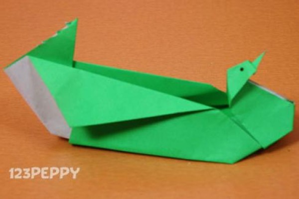 A complete tutorial on how to make creative origami bird boxes for children