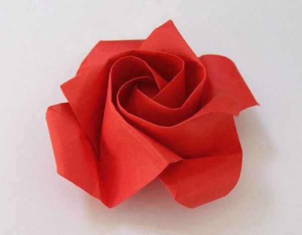 Simple folding method of origami rose. Teach you how to make origami rose.