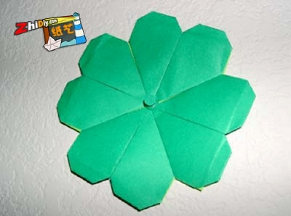 Detailed explanation of folding the lucky four-leaf clover [real picture]