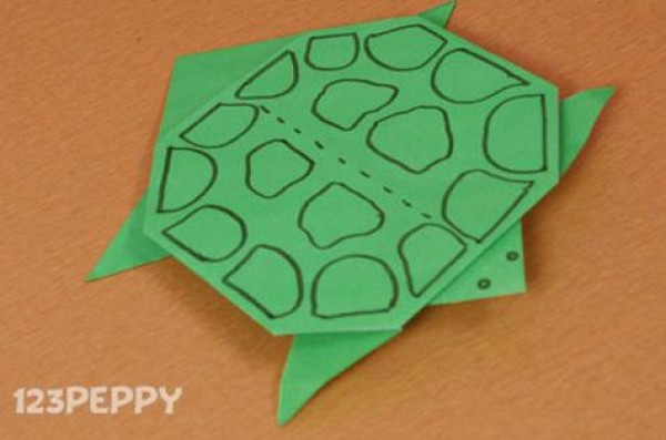 A complete collection of simple origami for children that will teach you step by step how to make interesting origami turtles.