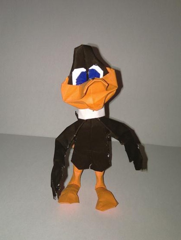 Daffy Duck origami tutorial—Halle