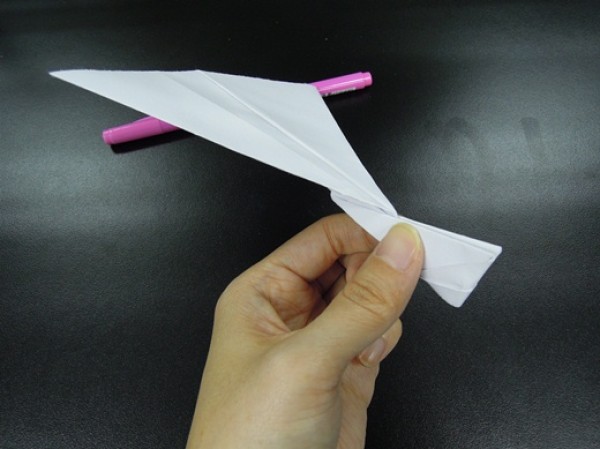 Paper airplane origami tutorial