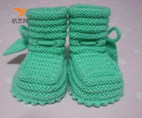 Analysis of crochet knitting examples for baby woolen boots