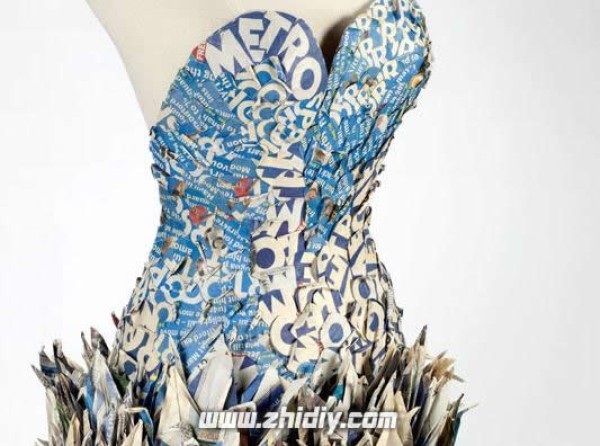 Clothing origami: Origami crane dress made from 1,000 waste newspapers