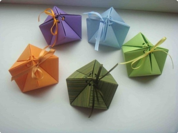 Christmas gift box handmade origami tutorial