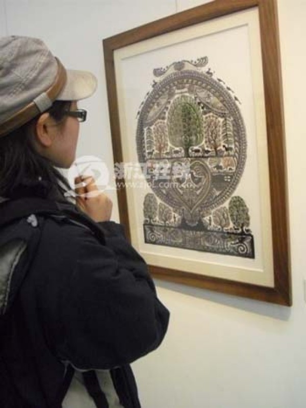 China Academy of Art holds Sino-Swiss paper-cut art exhibition