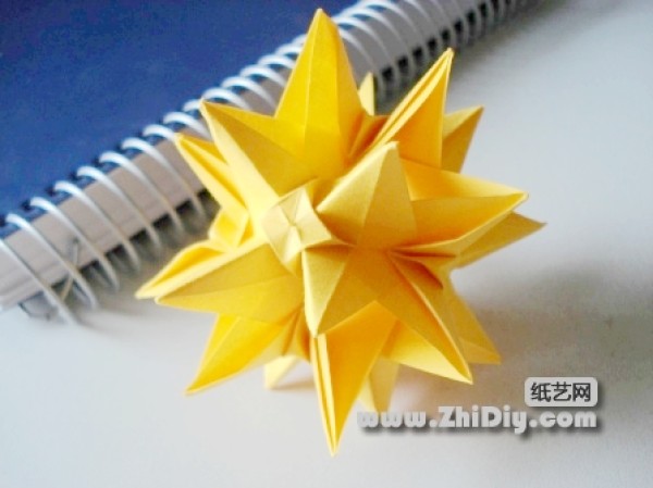 Star-like paper ball flowers [actual picture + diagram]