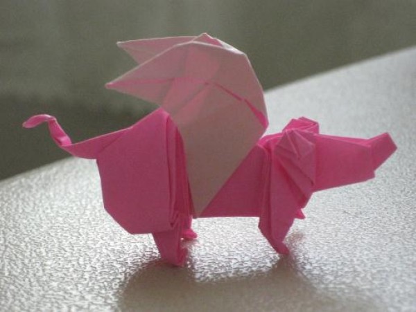 Fun handmade origami encyclopedia - video tutorial on how to make a flying pig