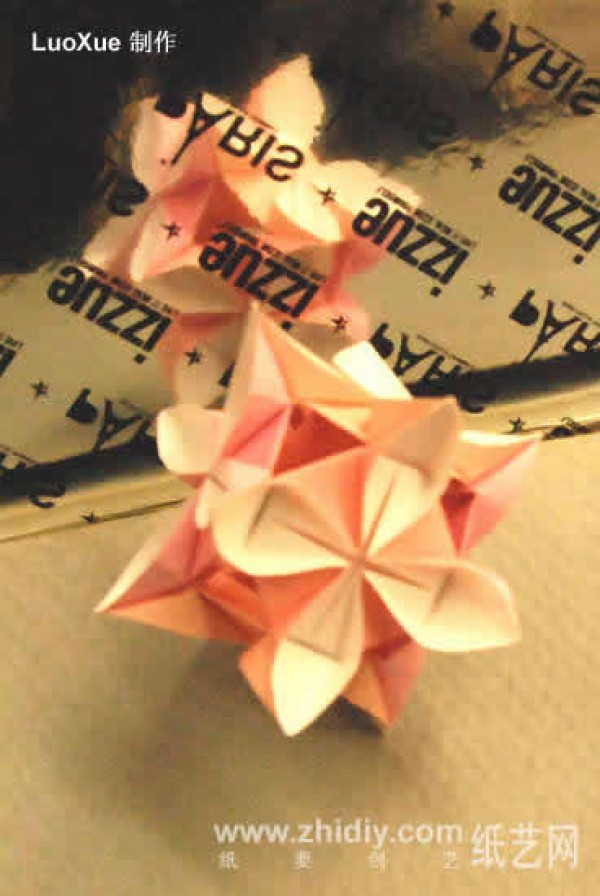 Appreciation of LuoXue origami exercises