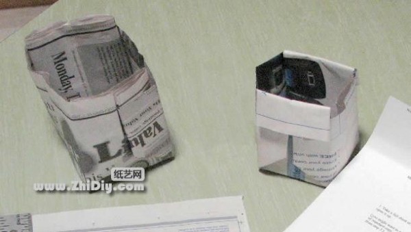 Newspaper origami convenience box