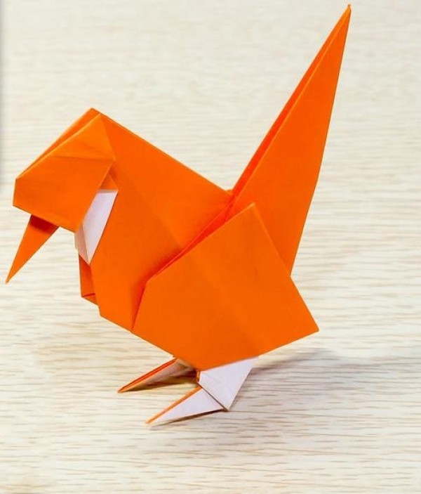 Origami Encyclopedia teaches you how to make handmade origami birds