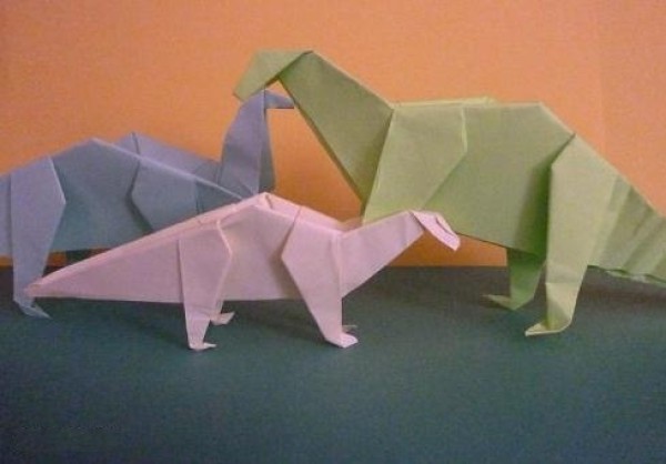 Handmade Origami Dinosaur Tutorial—A Complete Origami Illustration Series in a Few Minutes