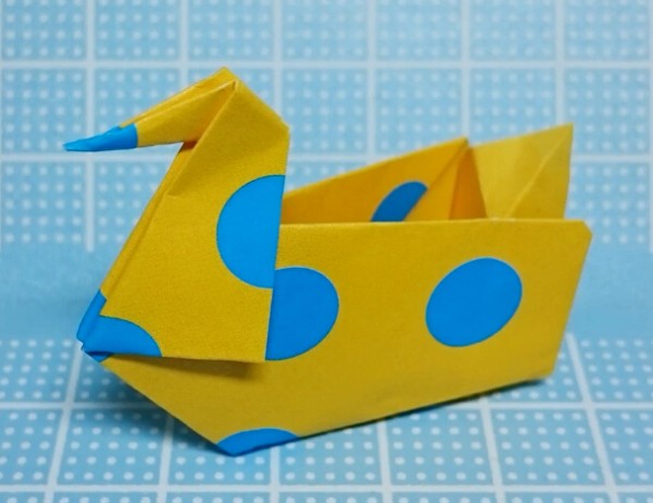 How to make a simple origami bird box? How to fold a simple origami box