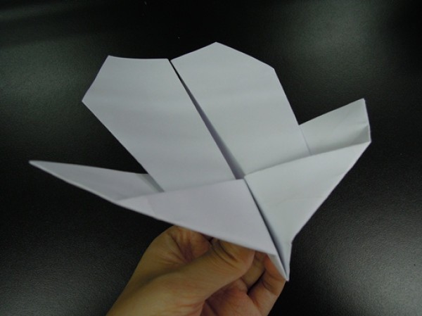 How to fold paper airplanes - stunt machine origami tutorial