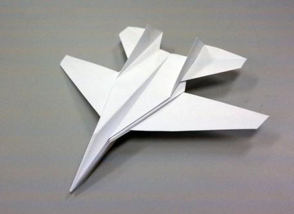 How to fold paper airplanes: F14 fighter Tomcat origami airplane video tutorial