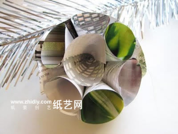 Christmas paper ball making tutorial