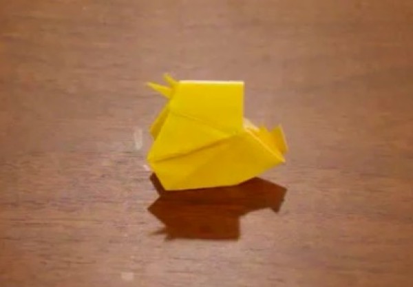 Origami encyclopedia video tutorial teaches you how to make an origami duck